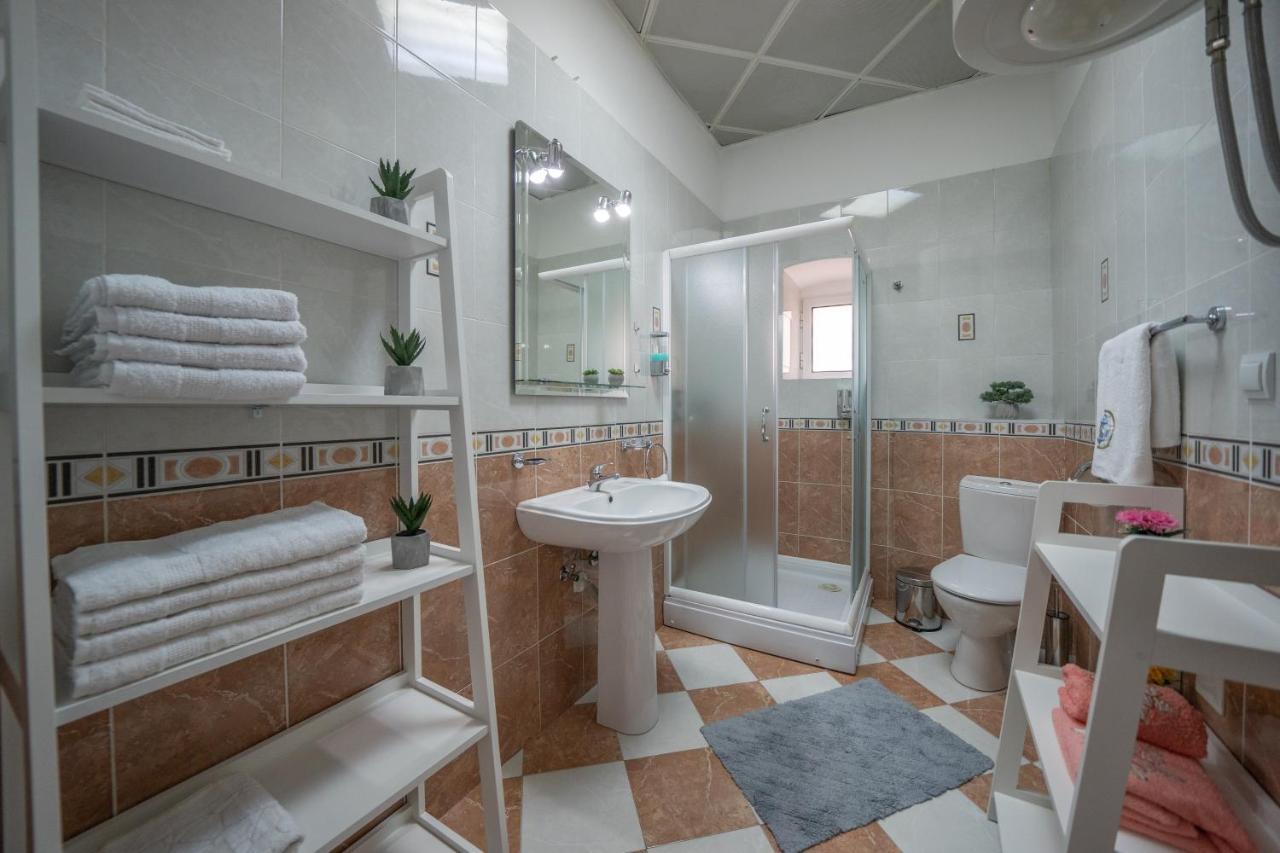 Main Square View Apartment Котор Екстериор снимка