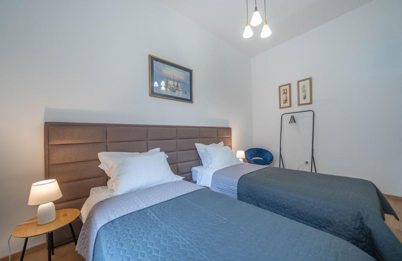 Main Square View Apartment Котор Екстериор снимка