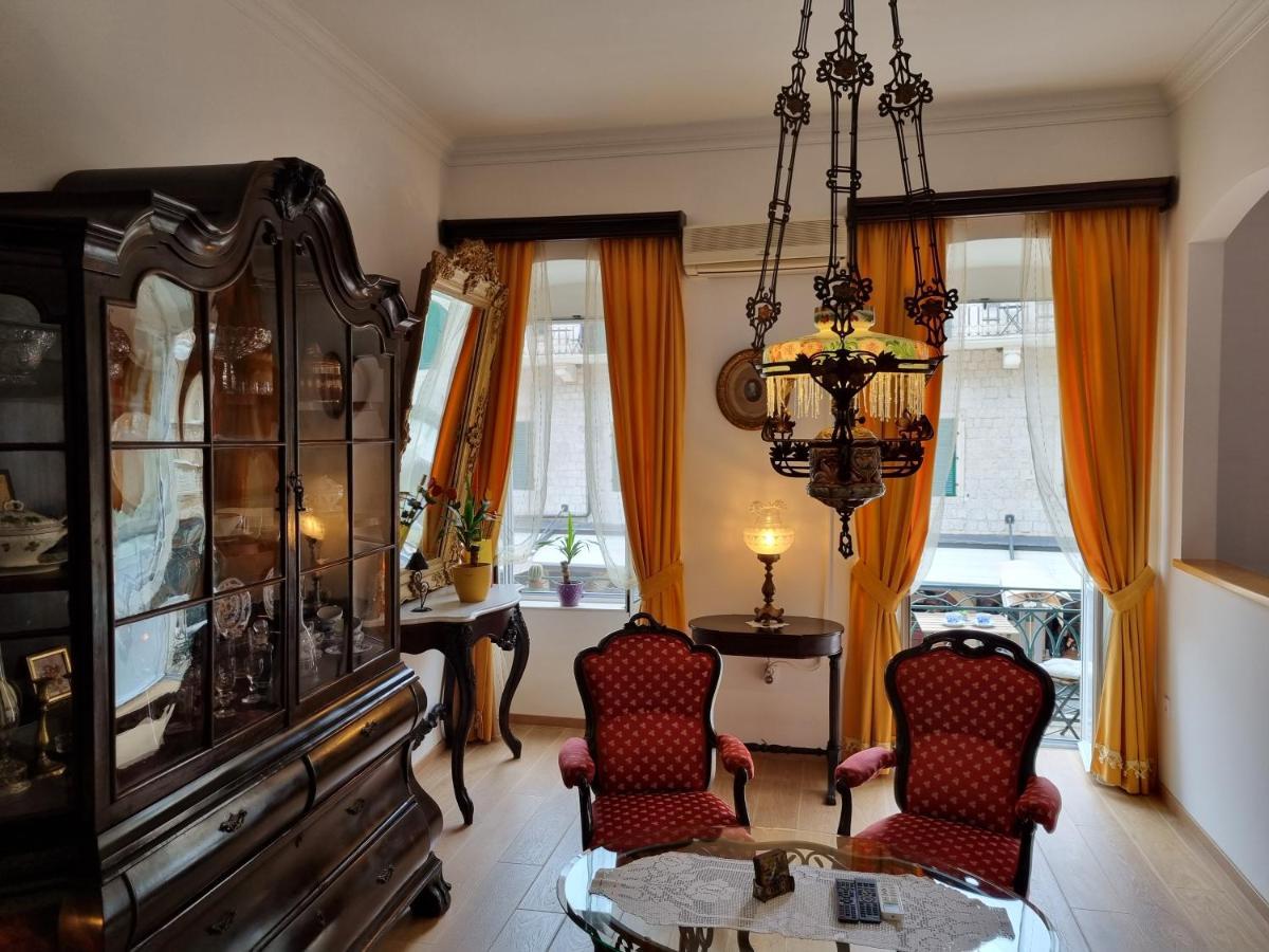Main Square View Apartment Котор Екстериор снимка