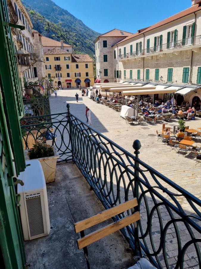 Main Square View Apartment Котор Екстериор снимка