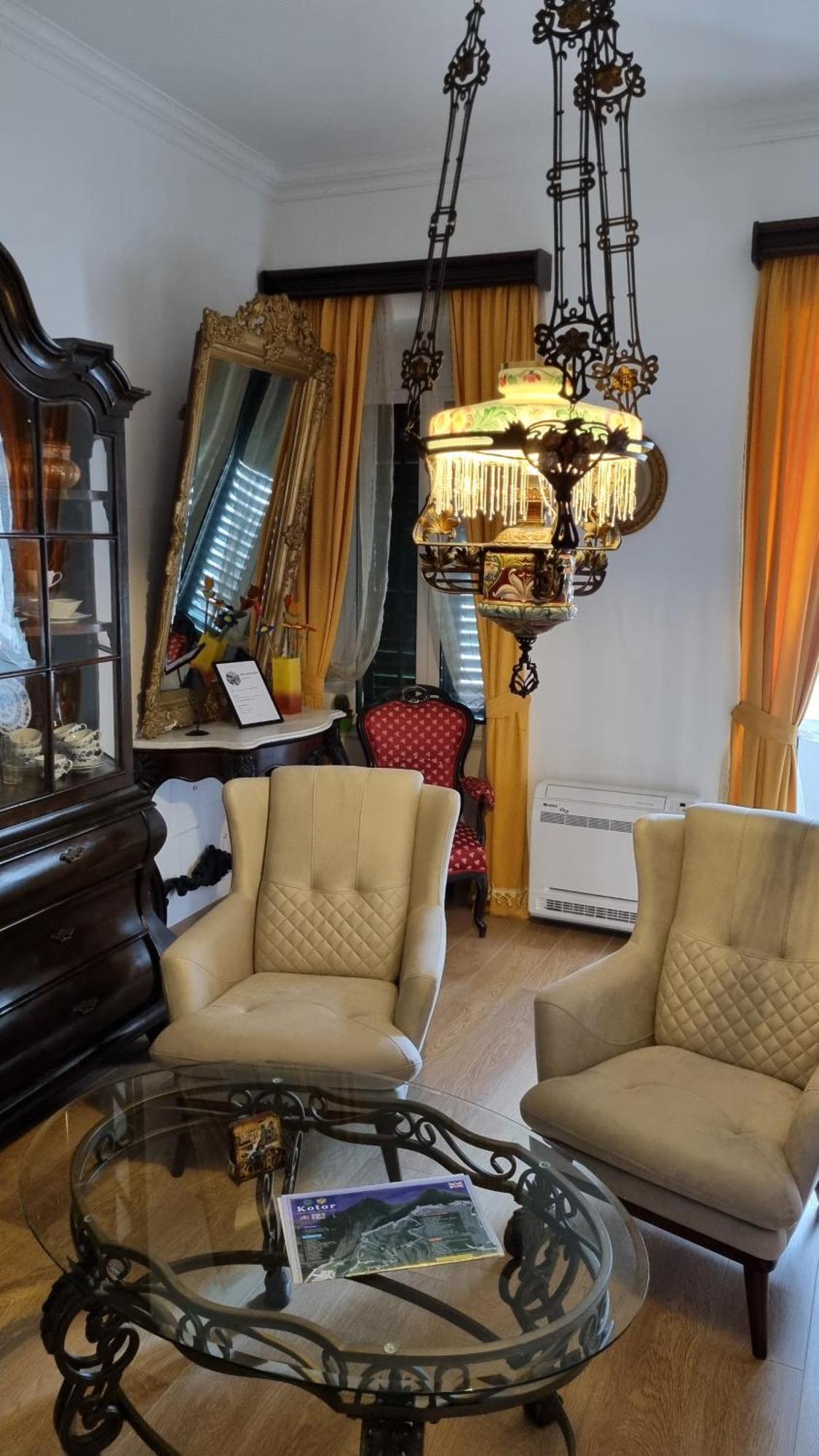 Main Square View Apartment Котор Екстериор снимка