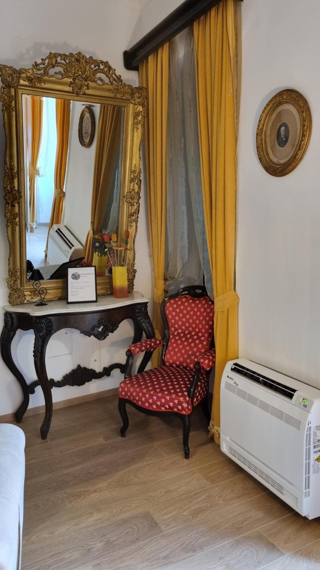 Main Square View Apartment Котор Екстериор снимка