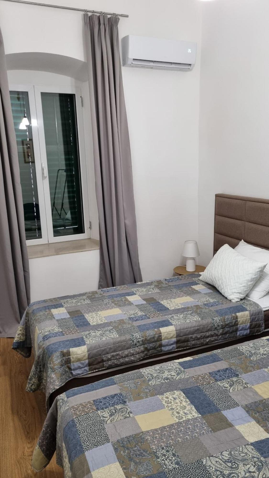 Main Square View Apartment Котор Екстериор снимка